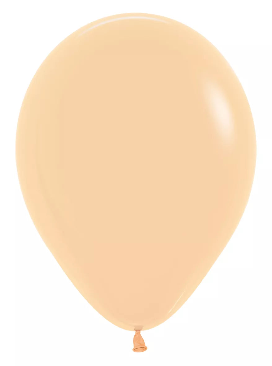 Sempertex Fashion Peach Blush 12-inch latex balloons, 12-pack, used for decorative events and celebrations.