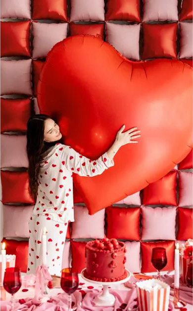 PartyDeco Foil Balloon Red Heart 51" (Air Fill)
