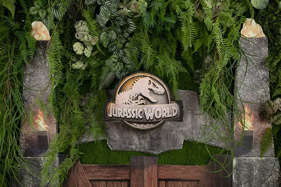 PartyDeco Foil Balloon Jurassic World Logo 17"