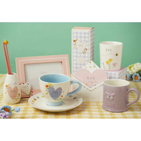 Widdop Love Life Mug Embossed Nan