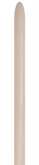 Sempertex latex modelling nozzles in white sand color, 80-pack set showing various nozzle shapes and sizes for detailed sculpting